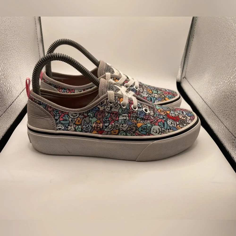 Bobs from Skechers Dog Bingo womens platform sneakers size 6
